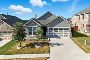 512 Lady Swiss Ln, Hutto, TX 78634 - Photo 2