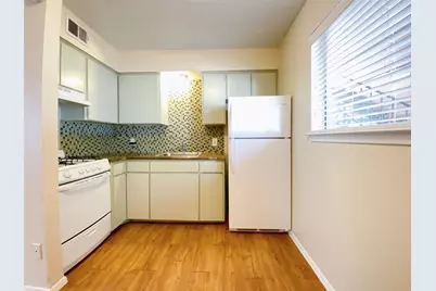 2800 Swisher Street #116, Austin, TX 78705 - Photo 4