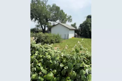 209 Bonnett Street, Austin, TX 78741 - Photo 10