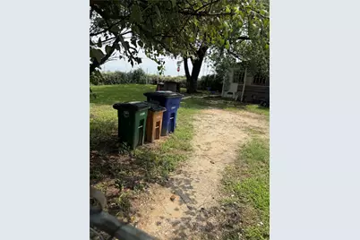 209 Bonnett Street, Austin, TX 78741 - Photo 12
