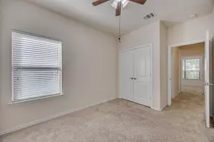 7212 Vail Ridge St, Austin, TX 78744 - Photo 14