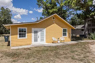 446 Roemer Rd, Elgin, TX 78621 - Photo 4