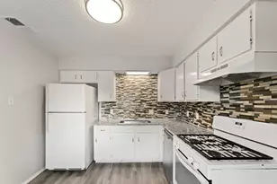 3460 Willowrun Dr, Austin, TX 78704 - Photo 4