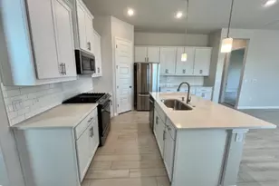 4912 Warm Wassail Dr, Austin, TX 78747 - Photo 10