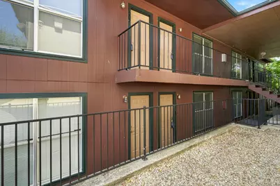 2319 Greenfield Parkway #208, Austin, TX 78741 - Photo 4