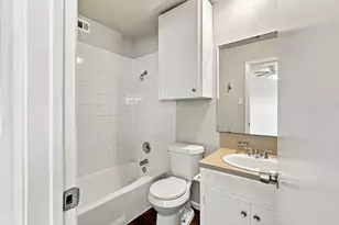 2319 Greenfield Pkwy, Austin, TX 78741 - Photo 16