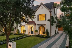 2521 Harris Blvd, Austin, TX 78703 - Photo 2