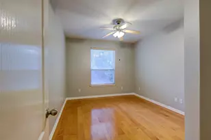 1554 Homewood Cir, Round Rock, TX 78665 - Photo 18