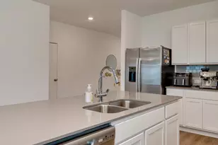 1208 Sweetspire St, Leander, TX 78641 - Photo 8