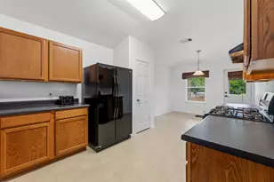 12601 Waynespur Ln, Elgin, TX 78621 - Photo 20