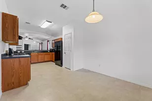12601 Waynespur Ln, Elgin, TX 78621 - Photo 24
