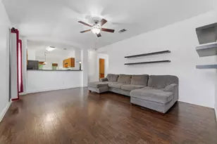 12601 Waynespur Ln, Elgin, TX 78621 - Photo 8
