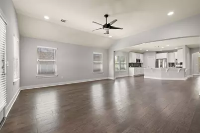 7520 Kinross Trail, Austin, TX 78754 - Photo 6