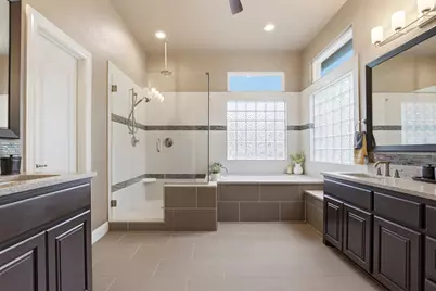107 W Majestic Oak Lane, Georgetown, TX 78633 - Photo 28