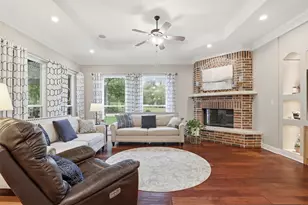 107 W Majestic Oak Ln, Georgetown, TX 78633 - Photo 6
