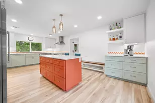 12422 Deer Track, Austin, TX 78727 - Photo 10
