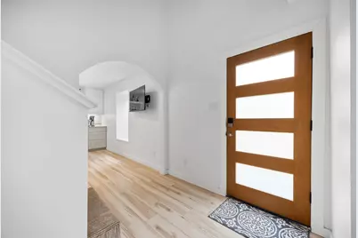 12422 Deer Track, Austin, TX 78727 - Photo 4