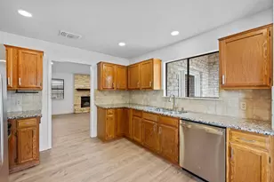 7210 Smokey Hill Rd, Austin, TX 78736 - Photo 14