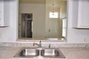 127 Anderson St, Hutto, TX 78634 - Photo 6