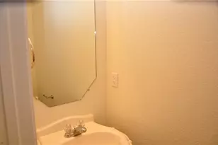 127 Anderson St, Hutto, TX 78634 - Photo 12