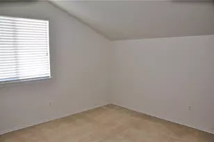 127 Anderson St, Hutto, TX 78634 - Photo 16