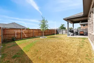101 Rocking R Ct, Georgetown, TX 78633 - Photo 40
