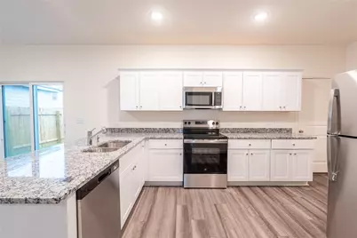 144 Mullen Way, Taylor, TX 76574 - Photo 2