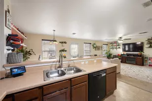 122 Quarter Ave, Buda, TX 78610 - Photo 10