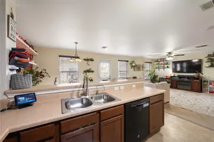 122 Quarter Ave, Buda, TX 78610 - Photo 8