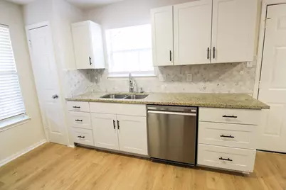 6907 Stonleigh Place, Austin, TX 78744 - Photo 6