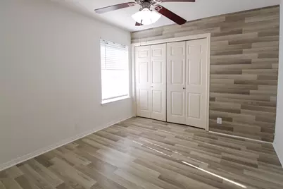 6907 Stonleigh Place, Austin, TX 78744 - Photo 16