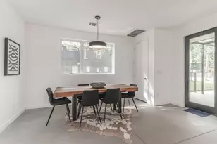 915 Tillery St, Austin, TX 78702 - Photo 8