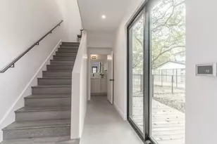 915 Tillery St, Austin, TX 78702 - Photo 16