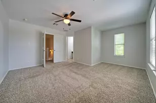 140 Plum Path, Kyle, TX 78640 - Photo 8