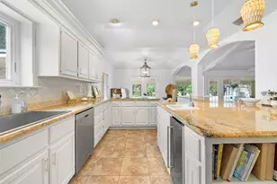 1102 N Ave F Ave, Elgin, TX 78621 - Photo 14