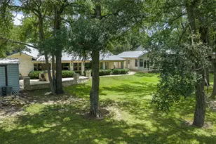 1102 N Ave F Ave, Elgin, TX 78621 - Photo 32