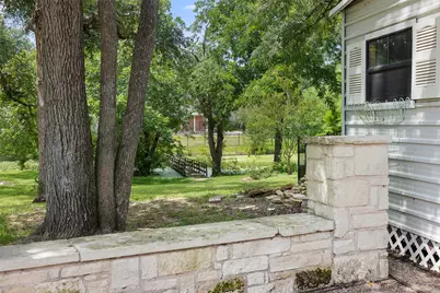 1102 N Avenue F Avenue, Elgin, TX 78621 - Photo 38