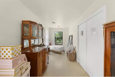 1102 N Avenue F Avenue, Elgin, TX 78621 - Photo 24