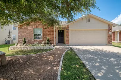 217 Almquist Street, Hutto, TX 78634 - Photo 2