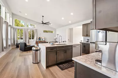 300 Summit Ridge Drive N, Point Venture, TX 78645 - Photo 6