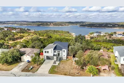 300 Summit Ridge Drive N, Point Venture, TX 78645 - Photo 2