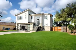 300 Summit Ridge Dr N, Point Venture, TX 78645 - Photo 30