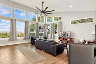 300 Summit Ridge Dr N, Point Venture, TX 78645 - Photo 4