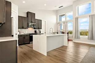 300 Summit Ridge Dr N, Point Venture, TX 78645 - Photo 10