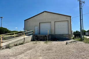 200-232 W New Braunfels St, Seguin, TX 78155 - Photo 2