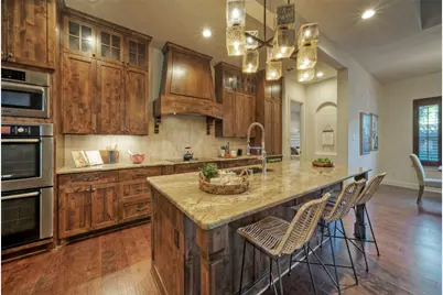 7 Parkside Road, The Hills, TX 78738 - Photo 8