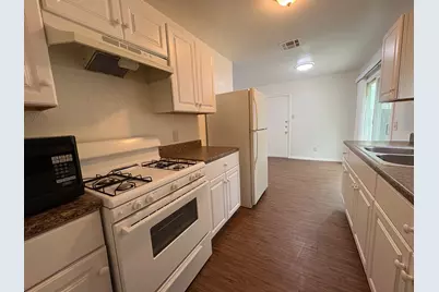 5105 Pepper Lane, Austin, TX 78744 - Photo 4