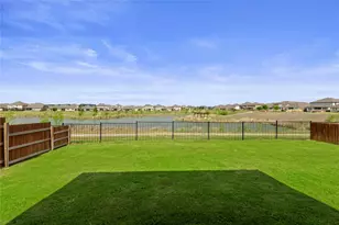 12120 Paseo de los Lagos Ln, Manor, TX 78653 - Photo 2