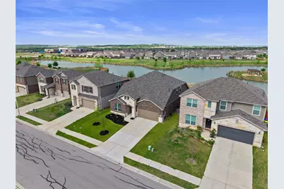 12120 Paseo De Los Lagos Lane, Manor, TX 78653 - Photo 1