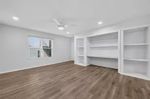 910 Duncan Ln, Austin, TX 78705 - Photo 6